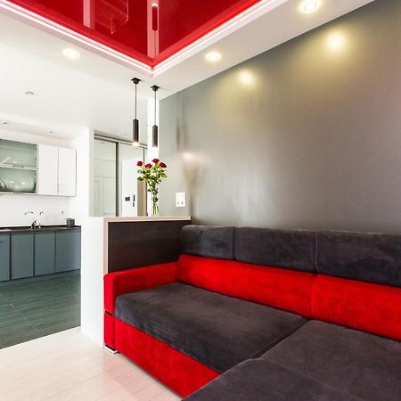 Brand New Relaxing Place In Nice Neighbourhood Leópolis Exterior foto