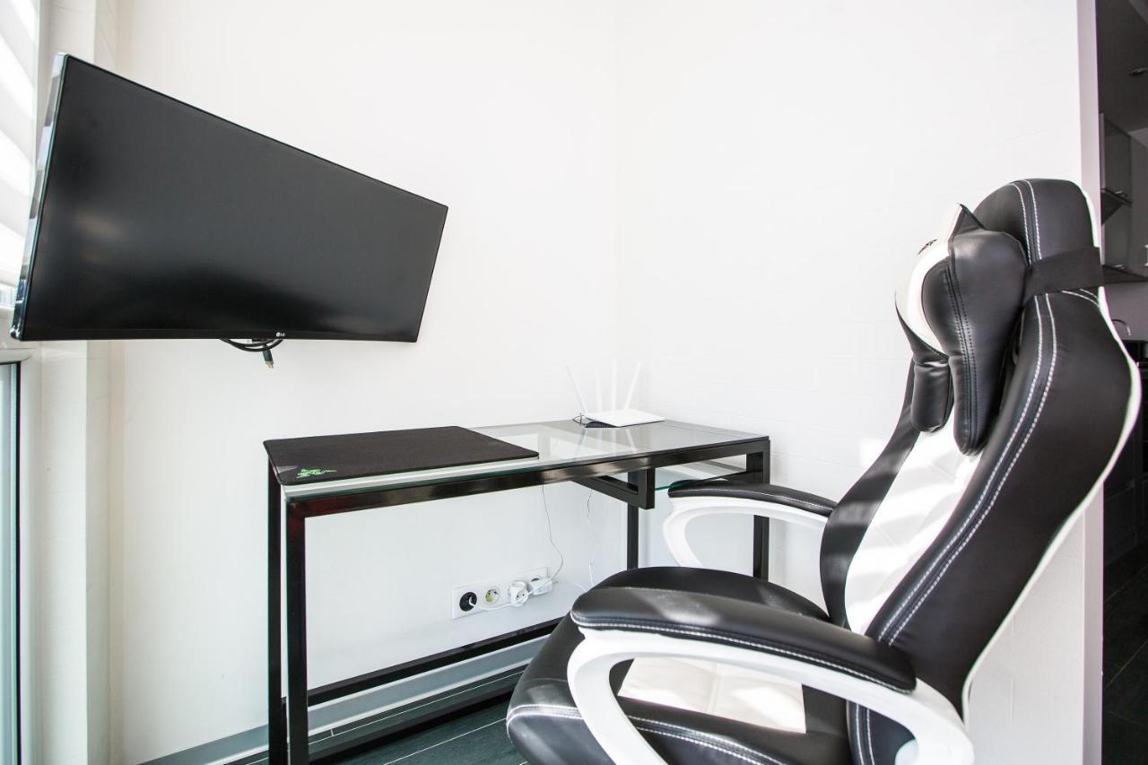 Brand New Relaxing Place In Nice Neighbourhood Leópolis Exterior foto